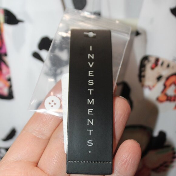 Investments Caroline Butterfly Three Quarter Sleeve Top - Picture 11 of 16